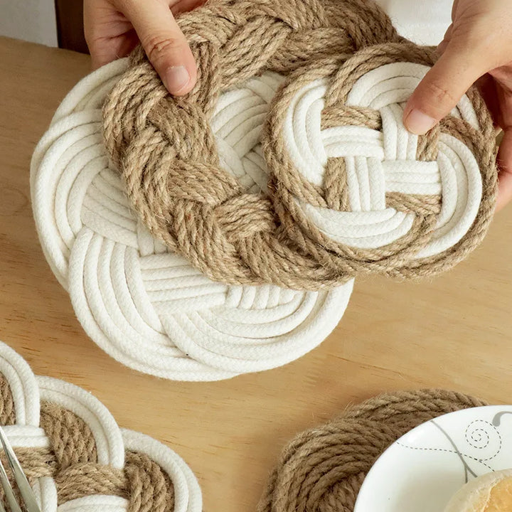 Round Linen Heat-Resistant Pad for Kitchen and Dining