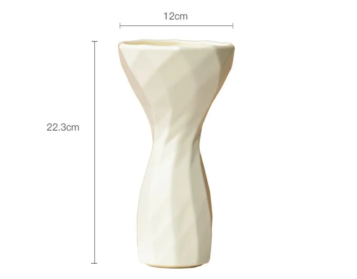 Geometric Ceramic Vase – Modern Centerpiece for Home Décor