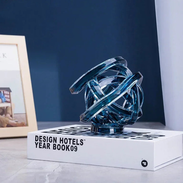 Twisted Glass Chain Sculpture – Modern Transparent Decor