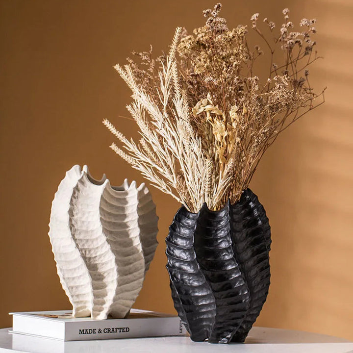 Ceramic Coastal Vase – Nordic Starfish & Waves Decor