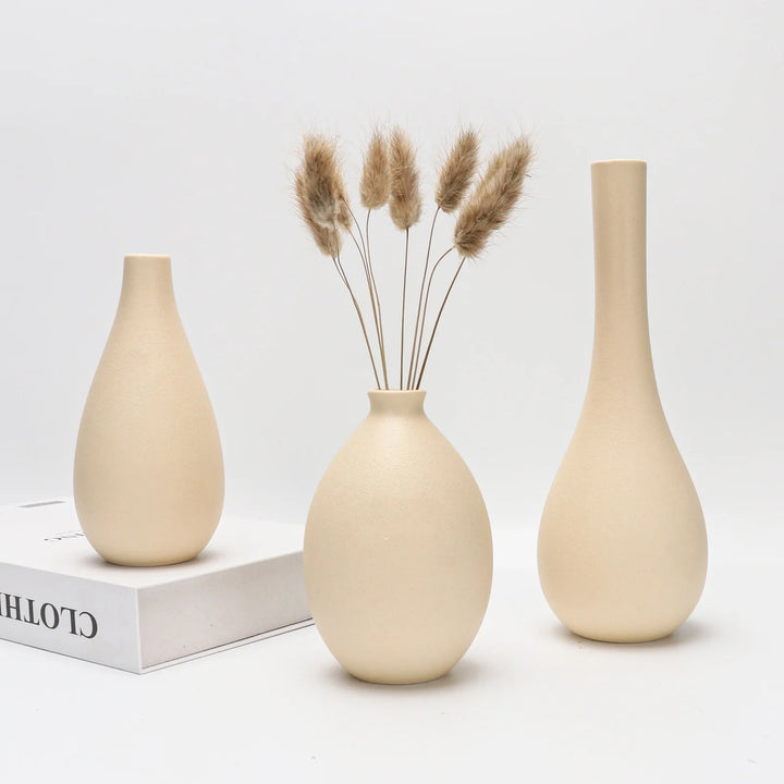 Beige Porcelain Vase – Nordic Minimalist Home Decor