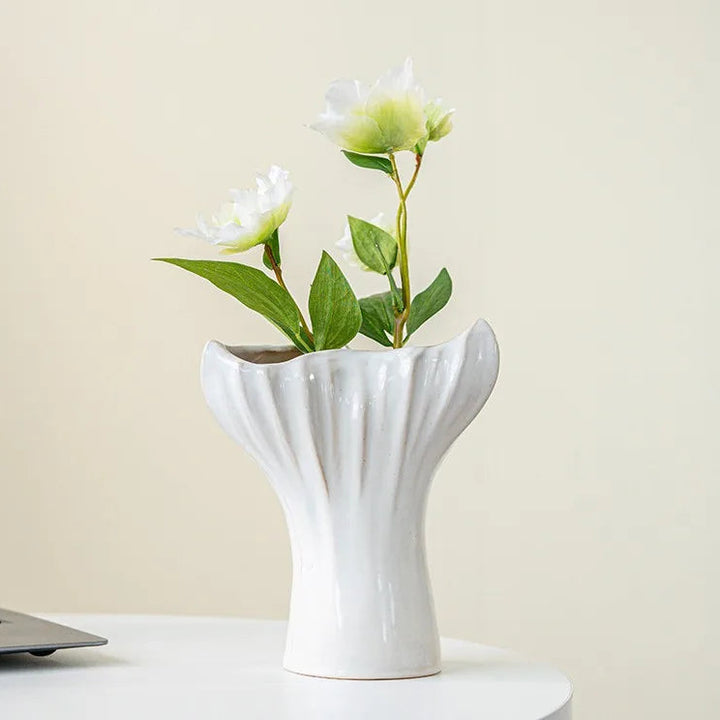 Geometric Ceramic Vase – Nordic Triangle Mouth Centerpiece