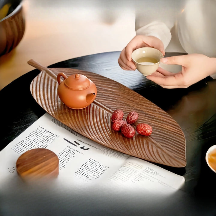Walnut Leaf Wooden Tray – Japanese Decorative Platter