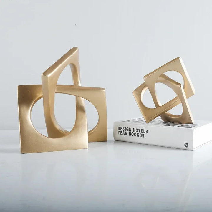 Abstract Geometric Sculpture – Modern Resin Desk Ornament