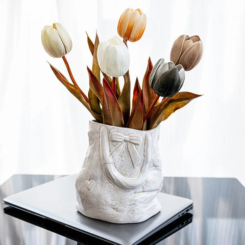 Vintage Ceramic Vase – Nordic Tabletop Decor for Home & Office