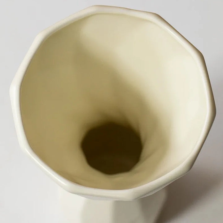 Geometric Ceramic Vase – Modern Centerpiece for Home Décor