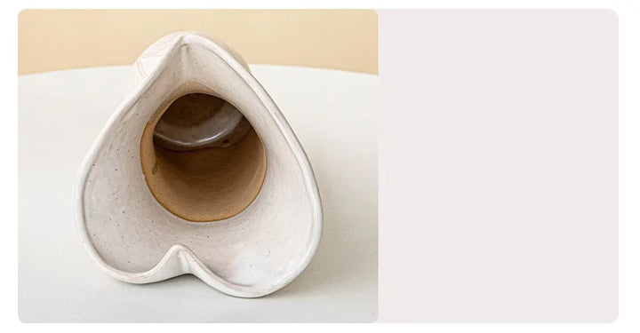 Nordic Ceramic Wavy Vase – Minimalist Textured Centerpiece