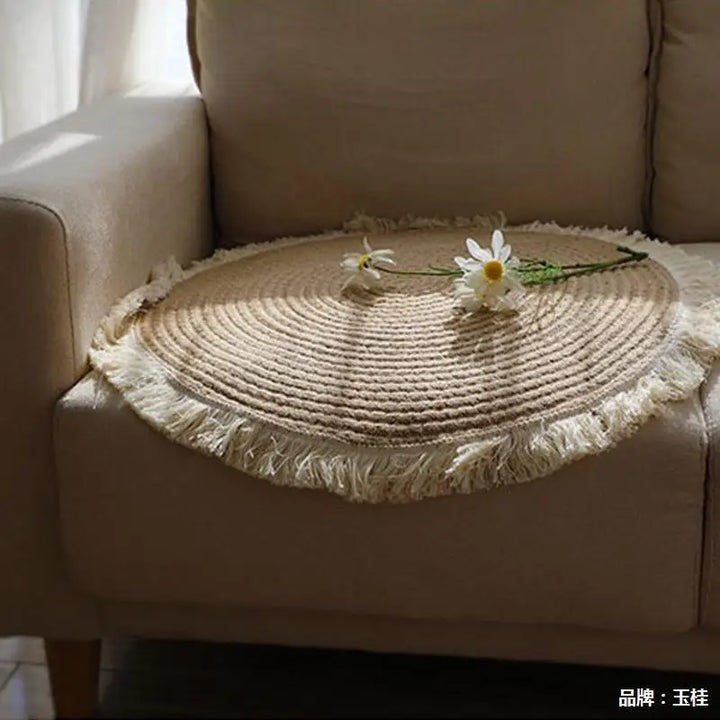 Round Woven Jute Rug with Tassels – Handmade Floor Mat