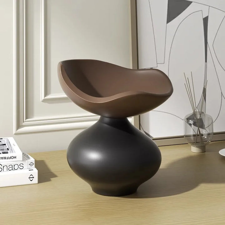 Minimalist Abstract Resin Vase – Modern Decorative Flower Pot