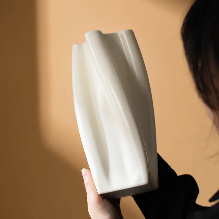 Colorful Curved Ceramic Vase – Modern Table Centerpiece