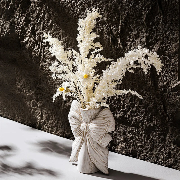 Nordic Bow Ceramic Vase – Retro Minimalist Centerpiece